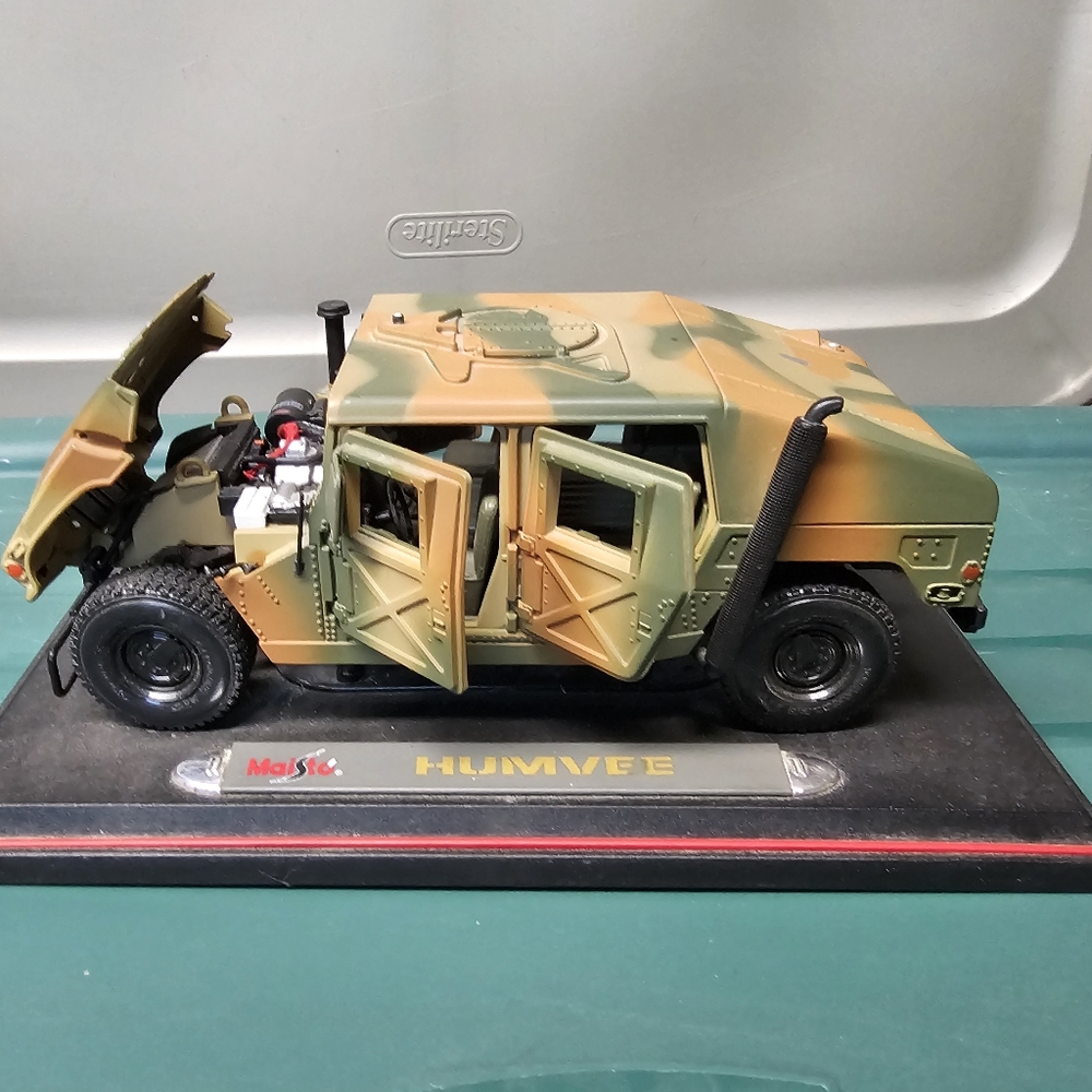 Hummer